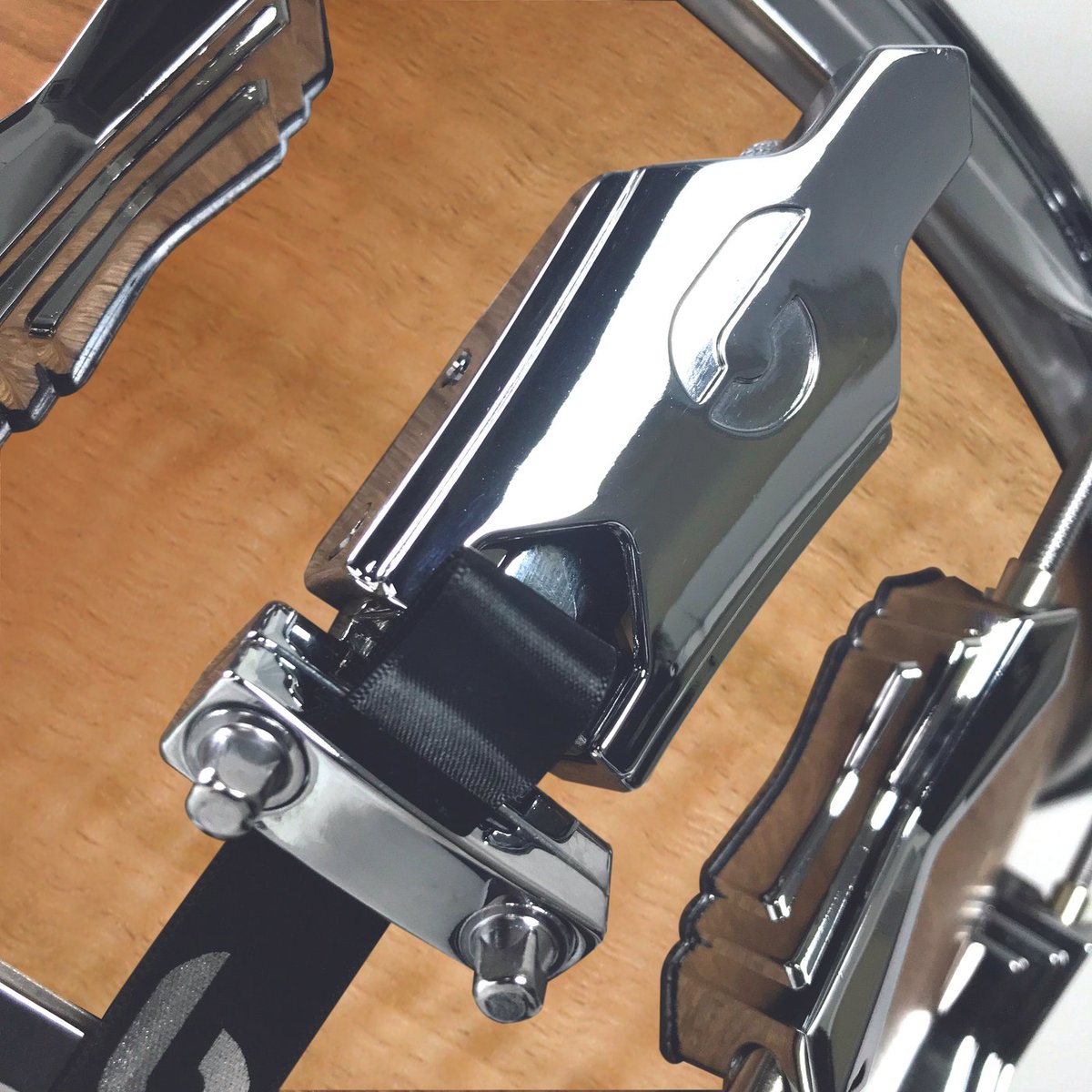 British Drum Co Maverick Maple Snare Drum - view 2