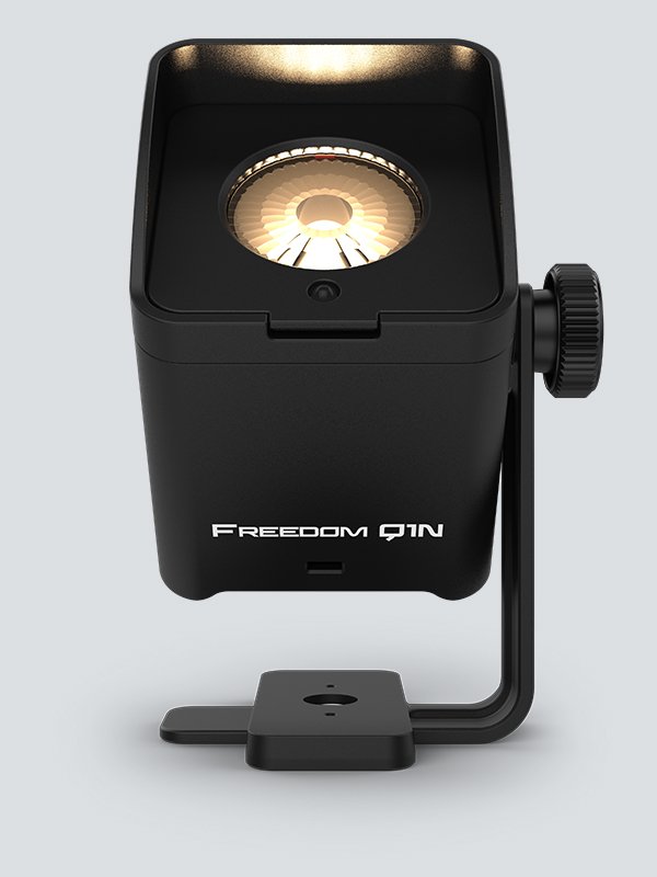Chauvet DJ Freedom Q1N Battery RGB+WW Pin Spots - view 2