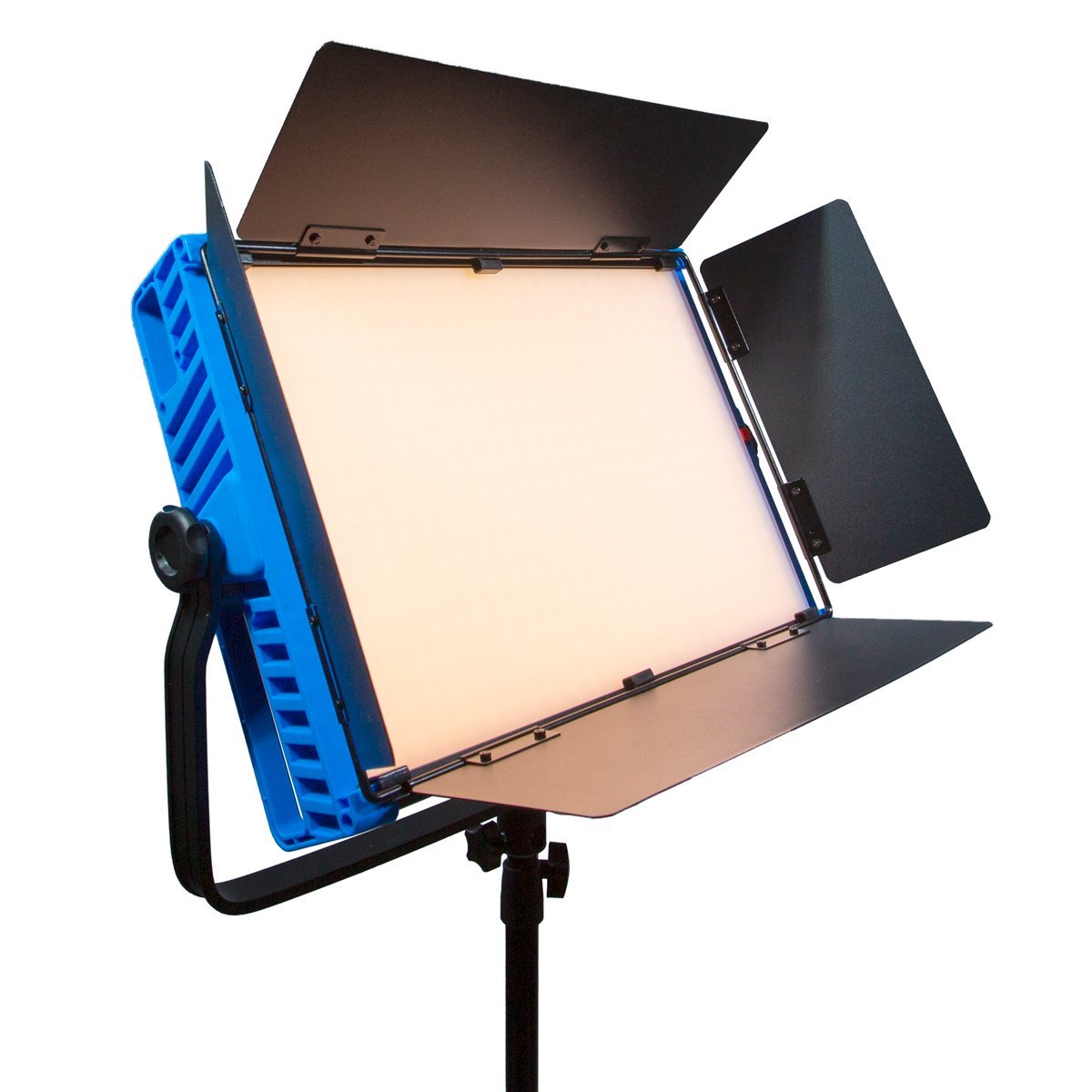 Dracast Kala Plus Series LED3000 RGBWW LED 3 Light Kit with Injection Molded Travel Case - view 4