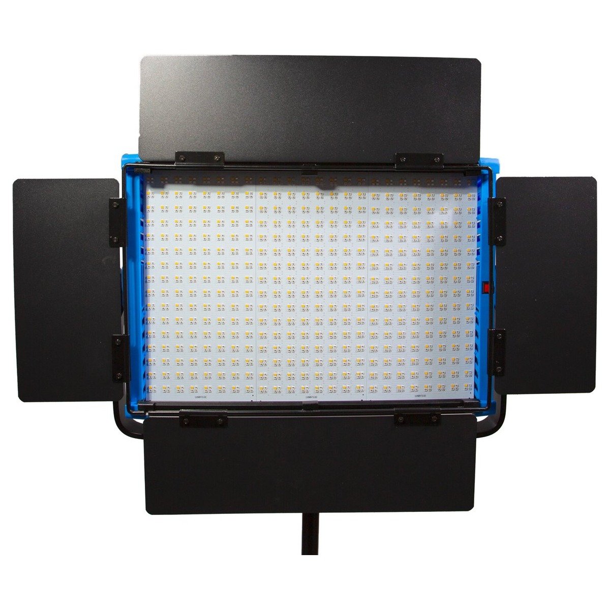 Dracast Kala Plus Series LED3000 RGBWW LED 3 Light Kit with Injection Molded Travel Case - view 7