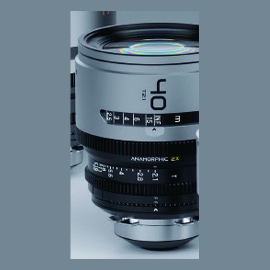 DZOFILM Pavo 2x Anamorphic 40mm T2.1 Super 35 Cine Lens (Neutral Flare) product image