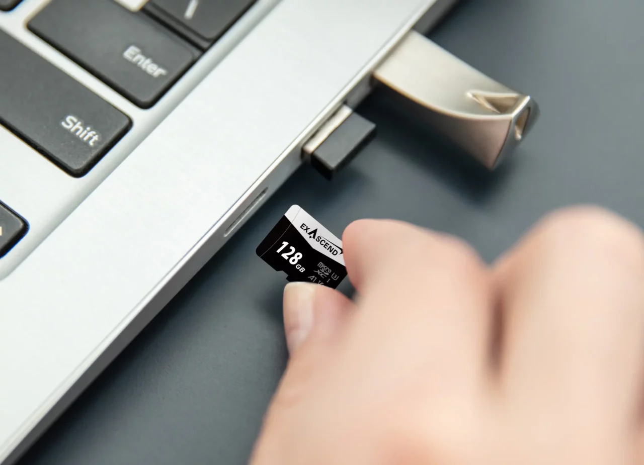 Exascend Catalyst microSDXC UHS-I V30 Memory Card