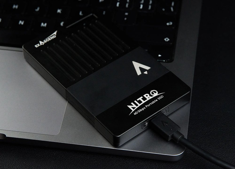 Nitro Portable SSD, 40 Gbps
