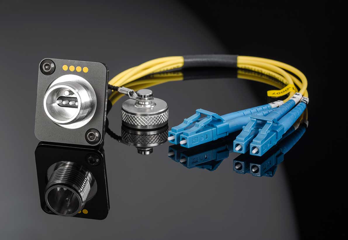 FieldCast 4Core SM Chassis Connector