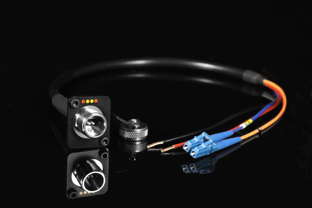 FieldCast 2Core SM Hybrid Chassis Connector