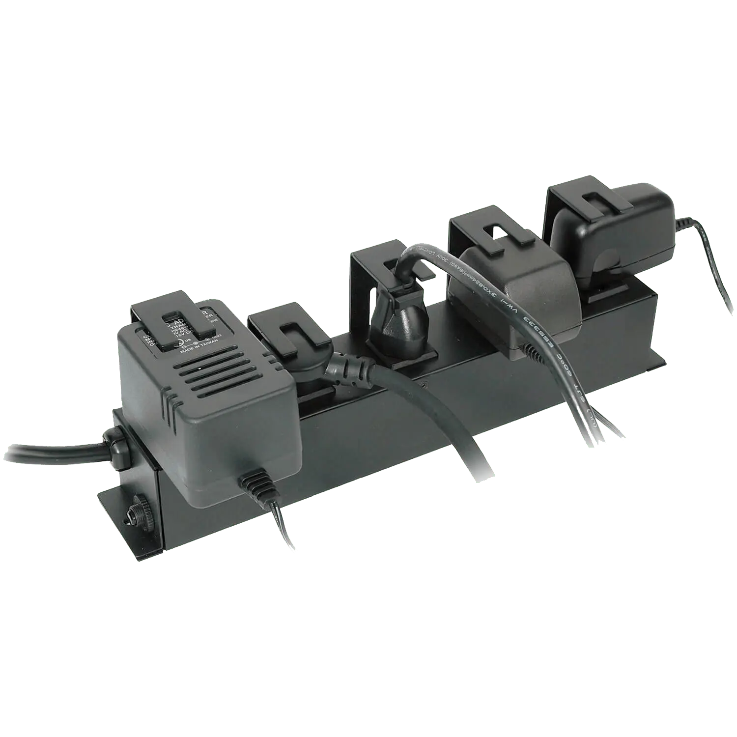 Furman PlugLOCK 5-Outlet Locking Power Distribution Unit - view 2