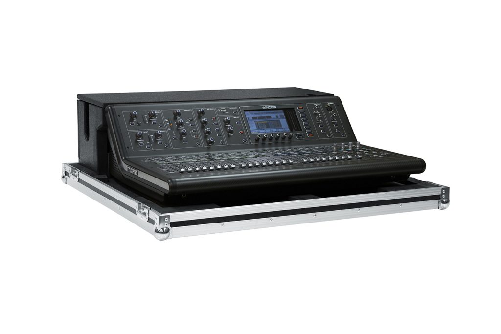 Gator Road case for Midas M32 large format mixer - view 2
