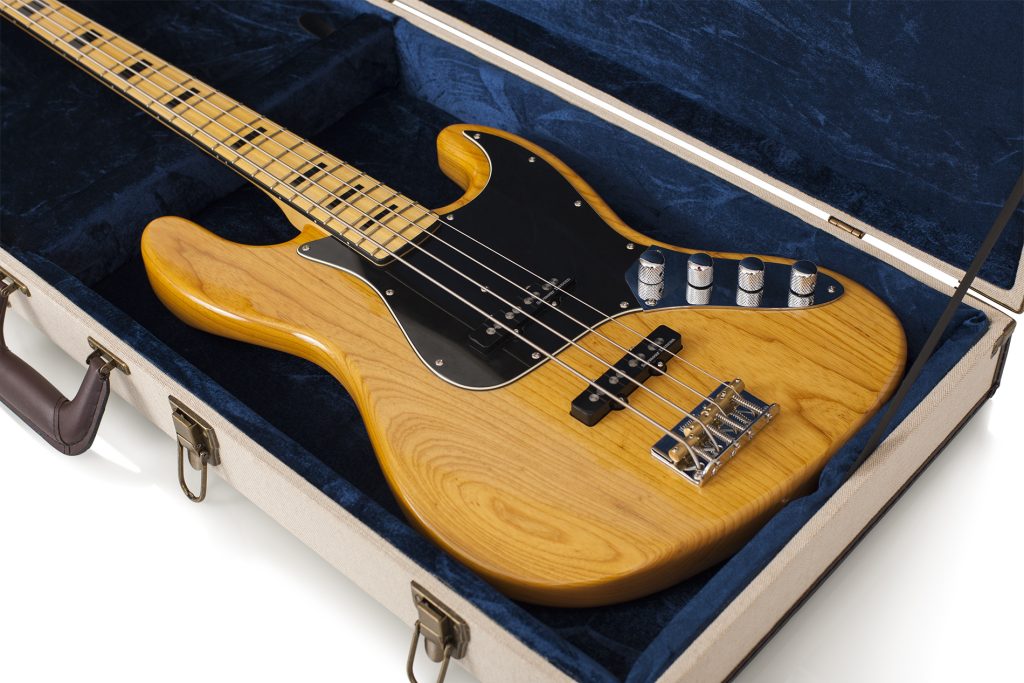 Gator Journeyman Bass Guitar Deluxe Wood Case - view 5
