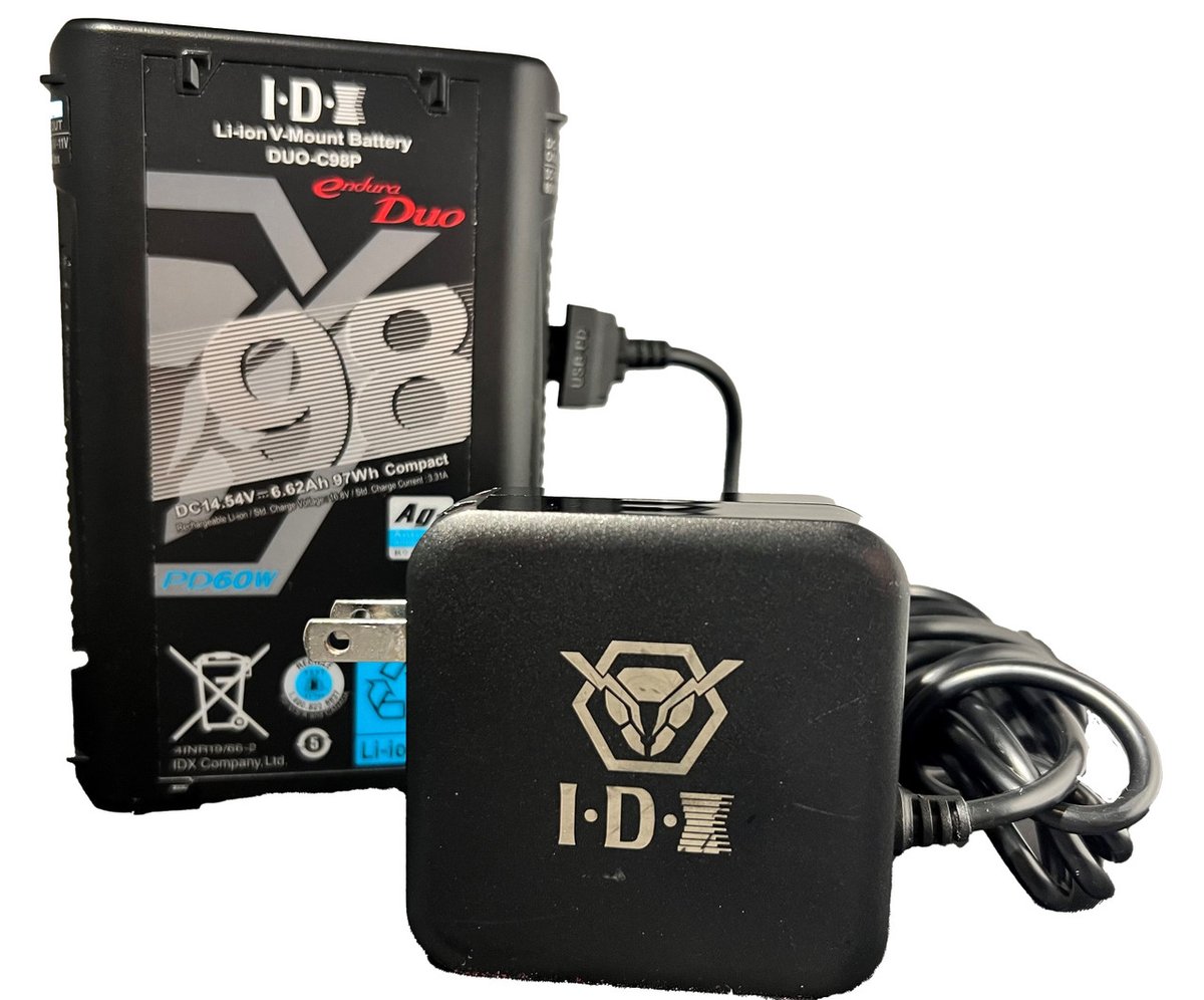 Travel 1 DUO Battery and Charger Package