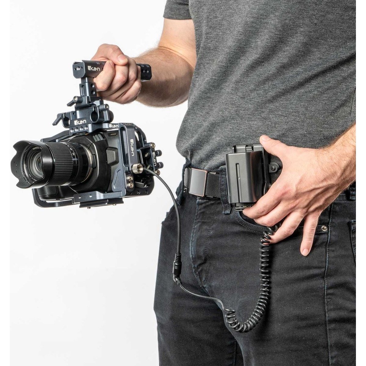 Ikan BMPCC4K6K-PWR-BC-S STRATUS Blackmagic Pocket Cinema Camera 4K & 6K Belt Clip DV Power Kit for L-Series - view 5