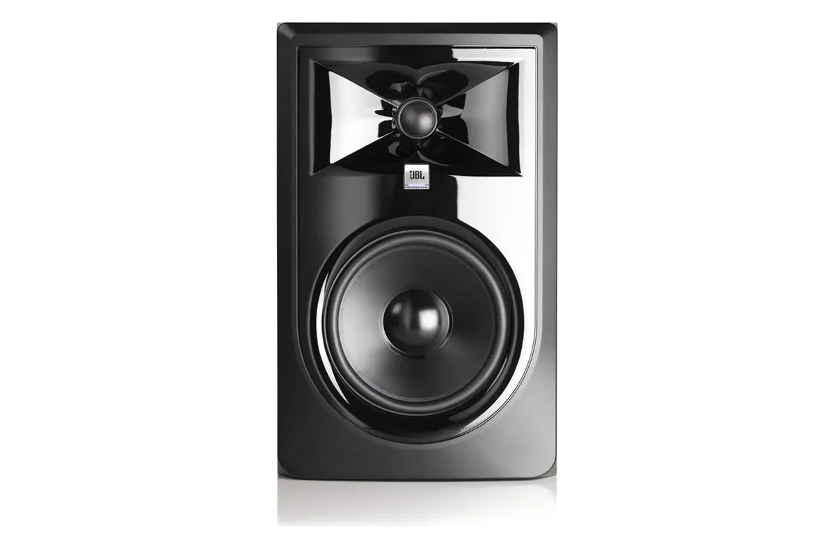 JBL Professional JBL 306P MkII Powered two-way studio monitor, bi-amplified - view 2