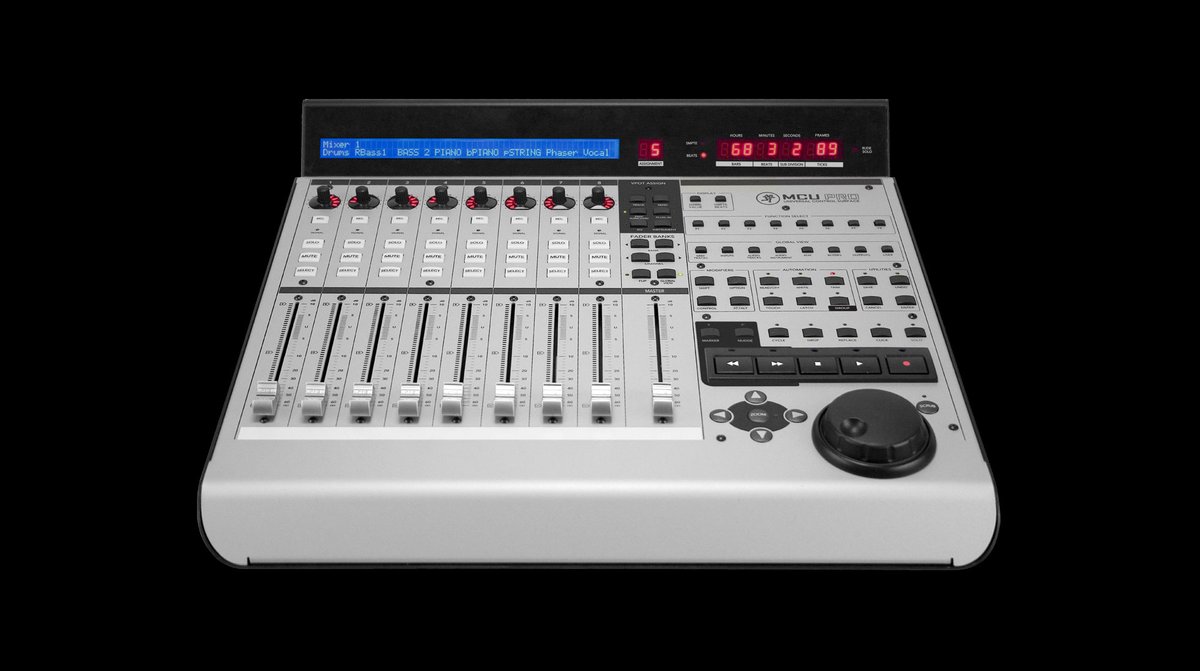 Mackie Control Universal Pro (MCU Pro) DAW Control Surface - view 3
