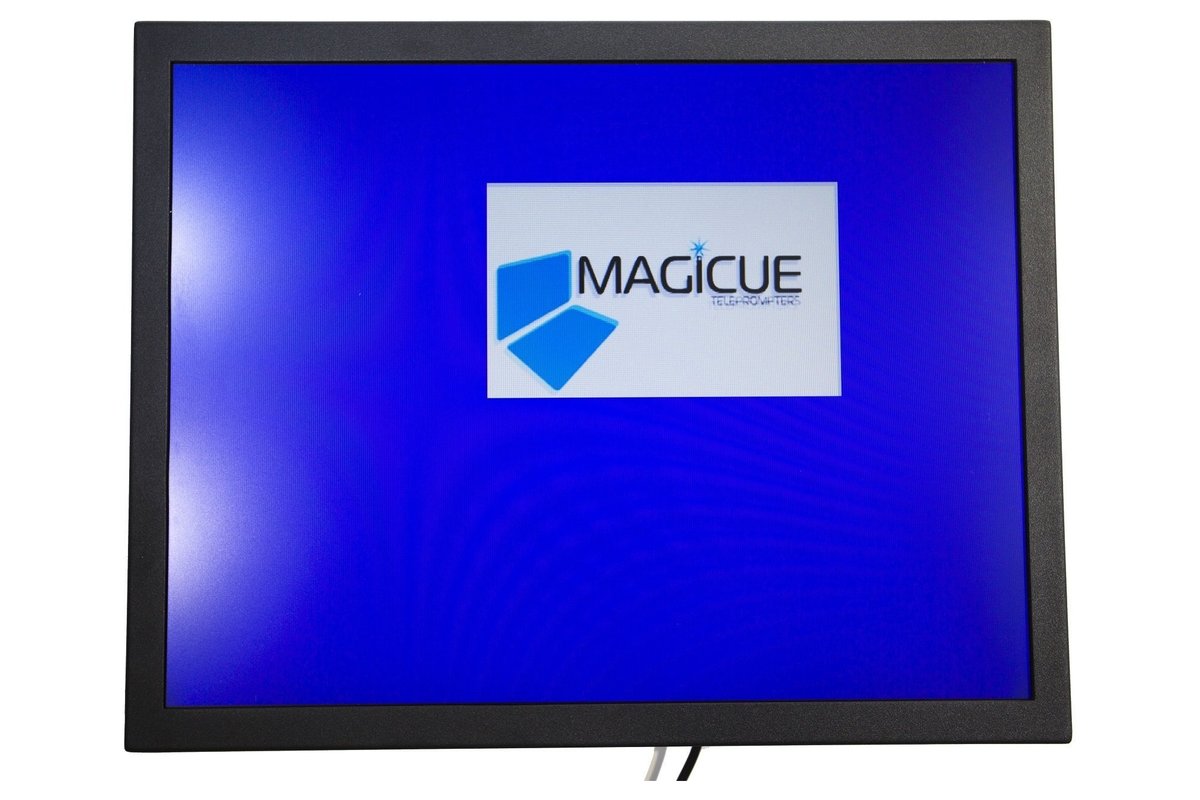 Magicue 15" HD LCD Studio Monitor