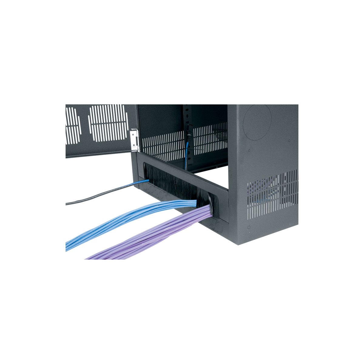 Middle Atlantic RDC Series Cable Entry Rear Door - view 3