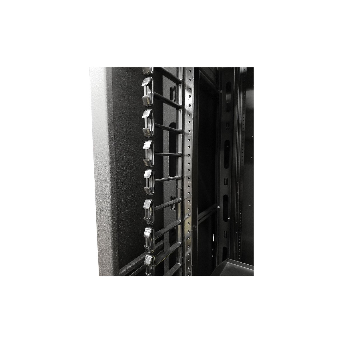 Middle Atlantic SR Series Internal Vertical Cable Manager
