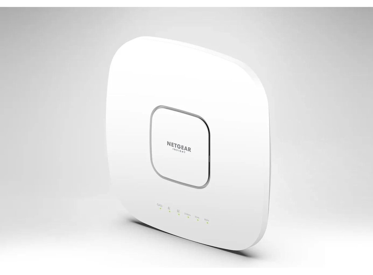 NETGEAR WAX630 WiFi 6 Tri-Band Access Point (AX6000) - view 3