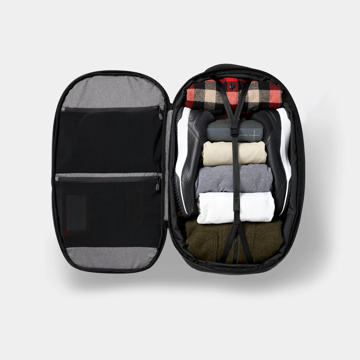 Nomatic Navigator Travel Backpack 32L - view 3
