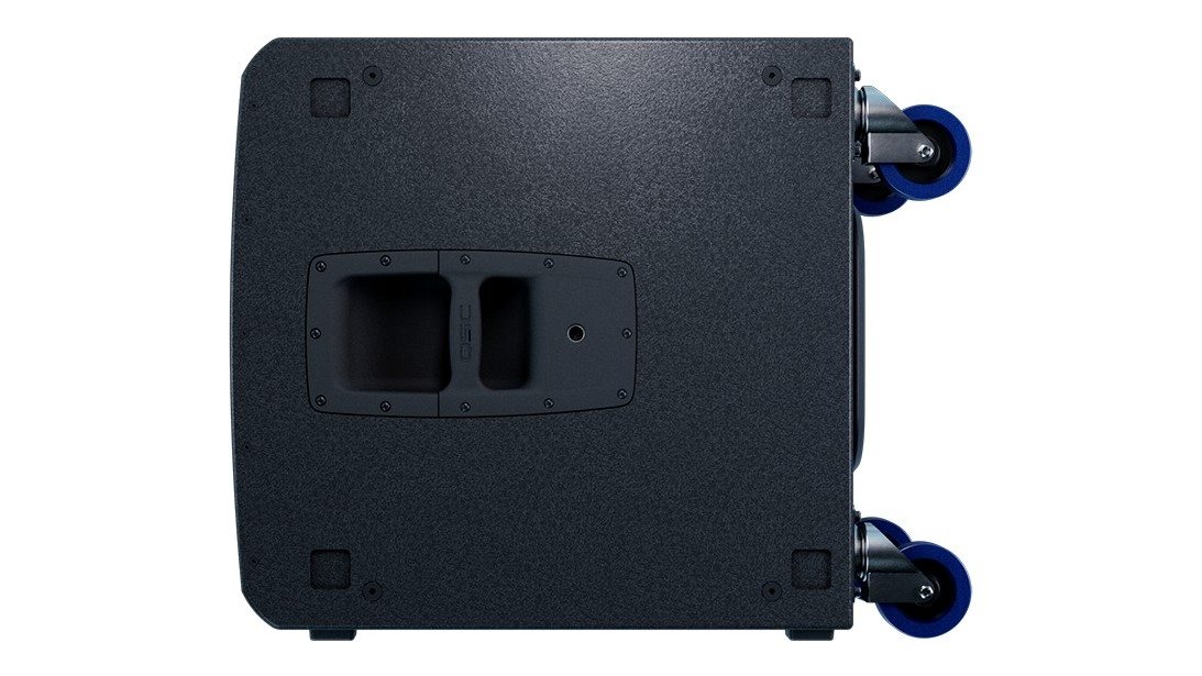 QSC LS118 Active Line Array Subwoofer - view 4