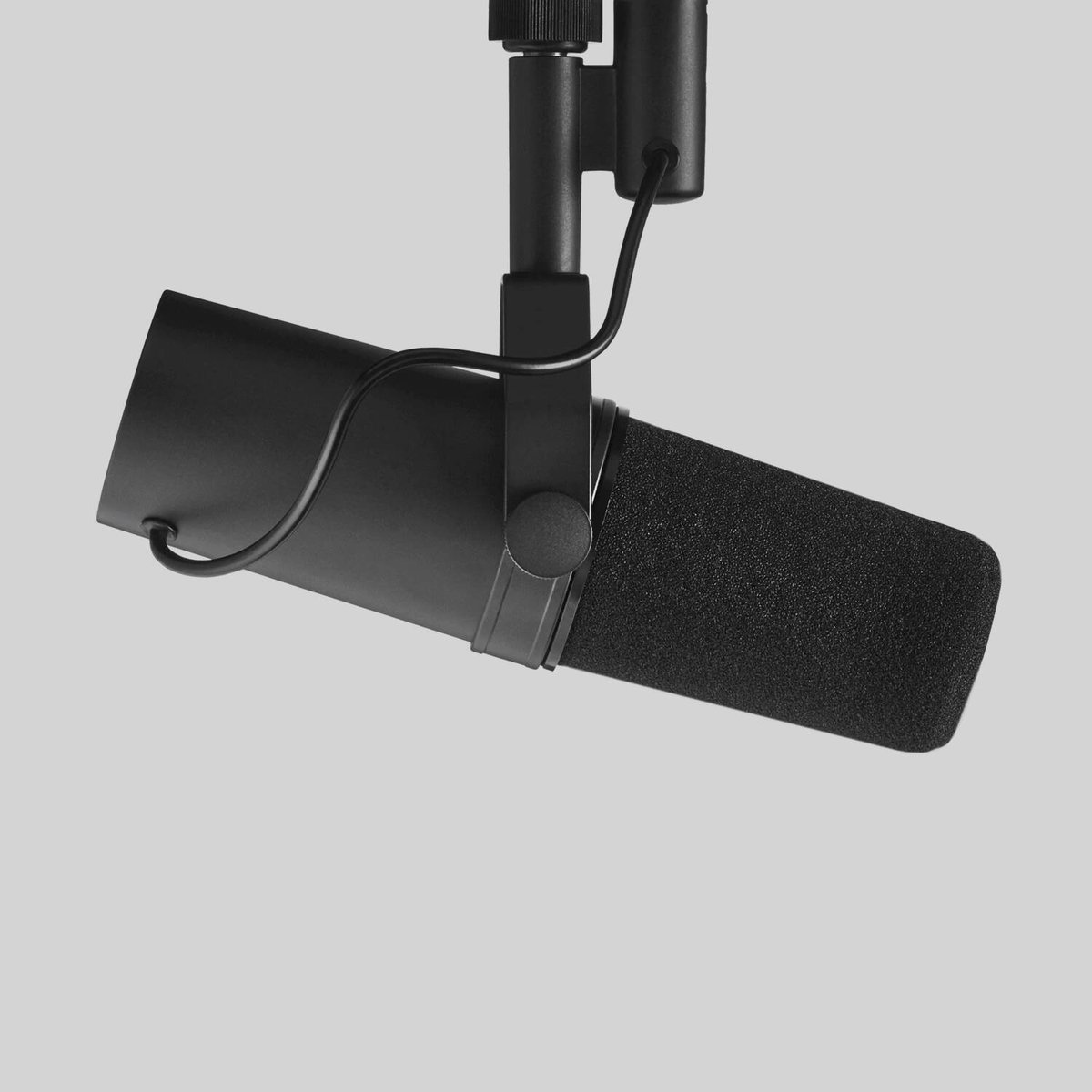 Shure SM7B Cardioid Dynamic Studio Vocal Microphone - view 2