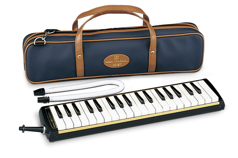 Suzuki M-37C - Alto Melodion - view 2