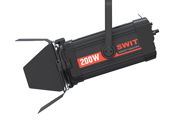 SWIT FL-C200D 200W Bi-Color Studio COB-LED Fresnel Light - view 3