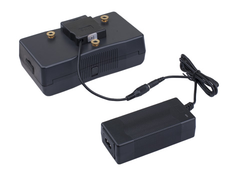 SWIT PC-U130A Portable Gold Mount Battery Charger - view 4