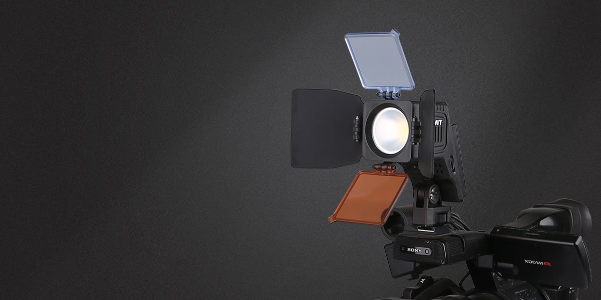 SWIT S-2070 13W COB LED On-Camera Light
