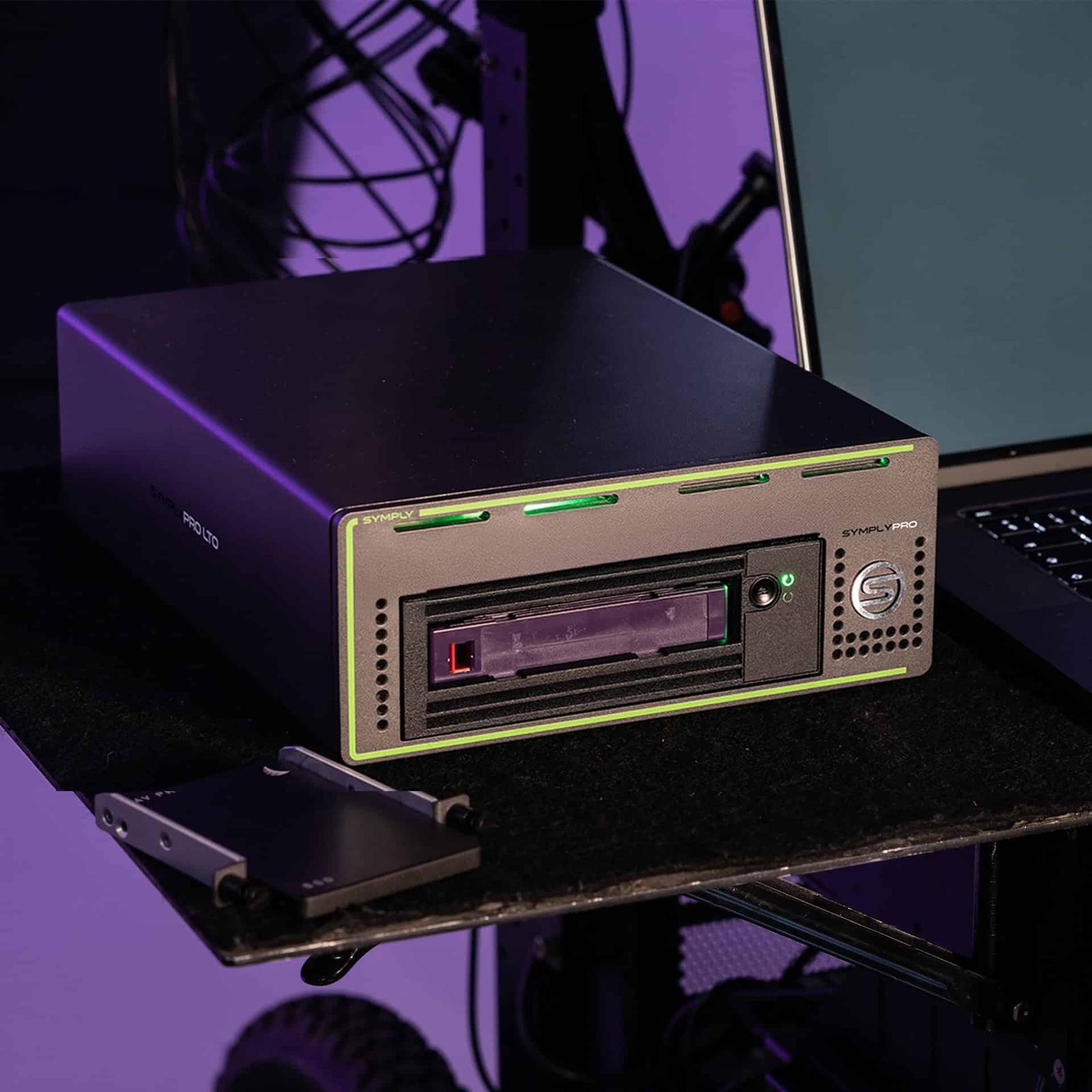SymplyPRO Thunderbolt - Desktop LTO Tape Archive - view 4