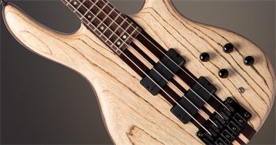 Cort Guitars Cort A4 Ultra Ash Bass Guitar