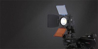 SWIT S-2070 13W COB LED On-Camera Light