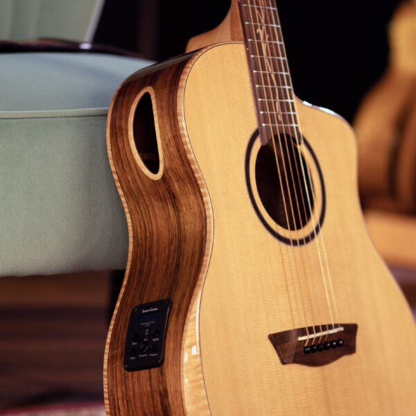 Washburn Suprema SC40SCE Acoustic Guitar - view 2