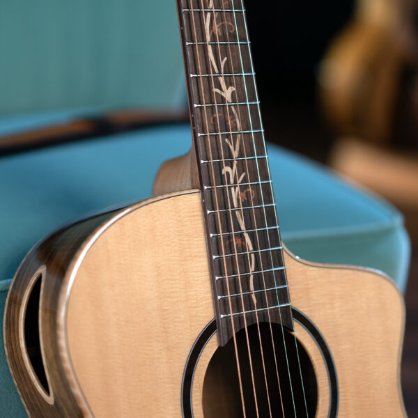 Washburn Suprema SC40SCE Acoustic Guitar - view 4