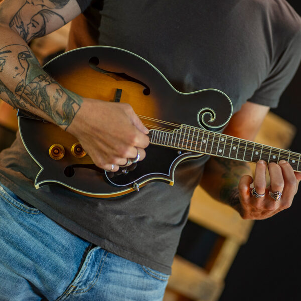 Washburn M3E-Pack Mandolin Starter Pack - view 2