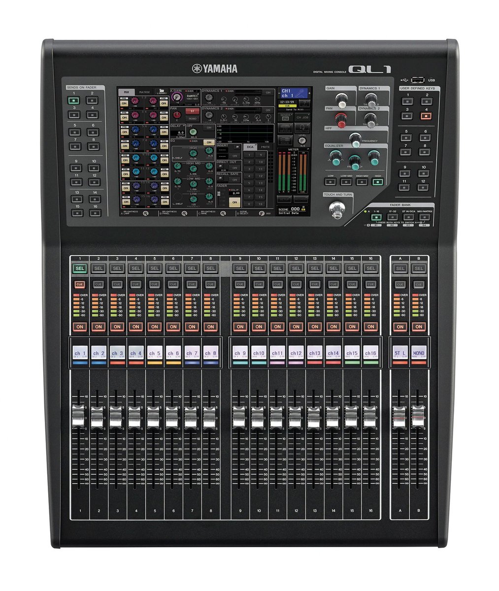 Yamaha QL1 Digital Mixing Console - view 2
